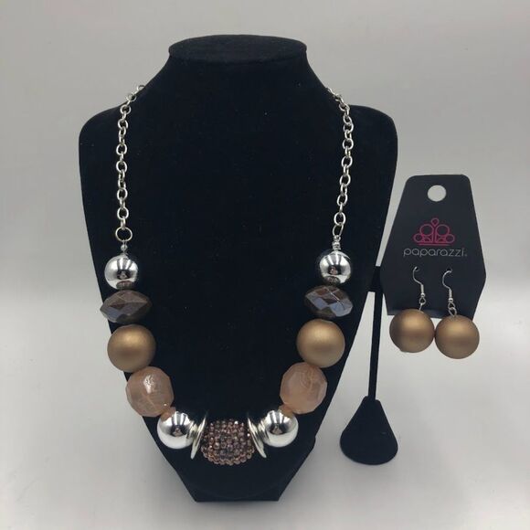 Contemporary Glam: Paparazzi Beaded Gold and Statement Necklace Earrings Set - Picture 1 of 8